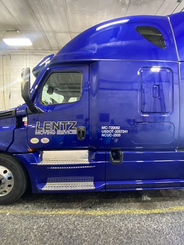 Lentz Moving Services Vehicle Graphics & Lettering
